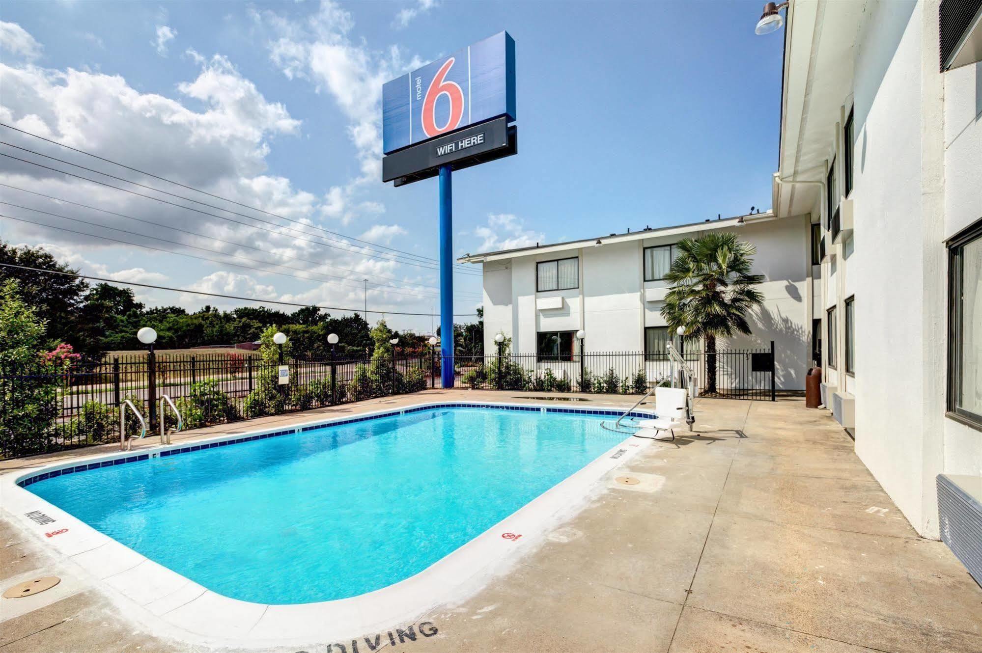 Motel 6-Dallas, Tx - South Exterior photo